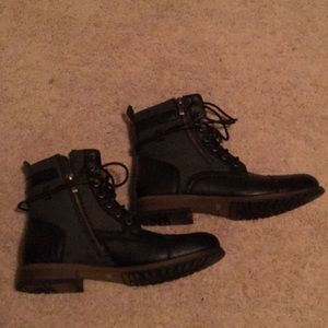 Casual men’s boots